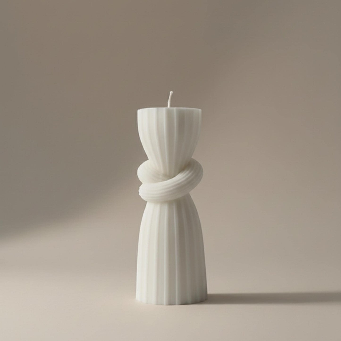 Small Knot Candle