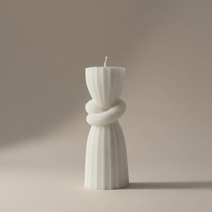 Small Knot Candle