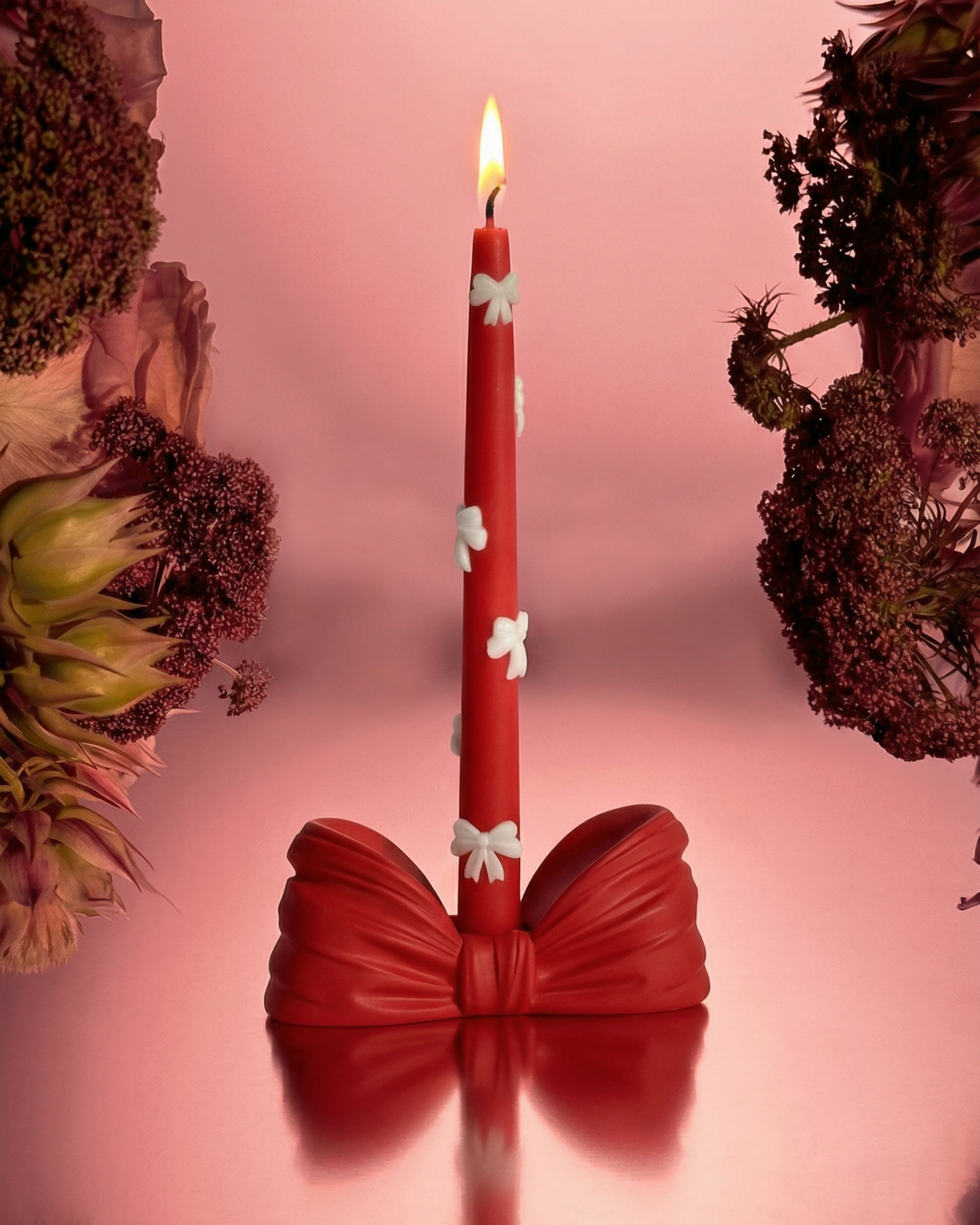 Ribbon Sculptural Candle Holder