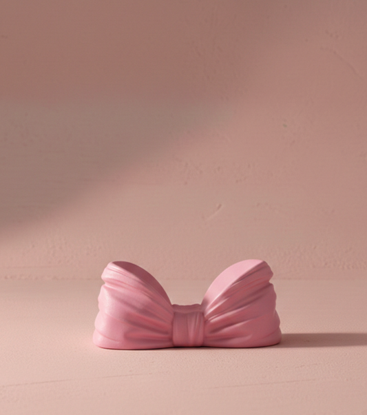 Ribbon Sculptural Candle Holder